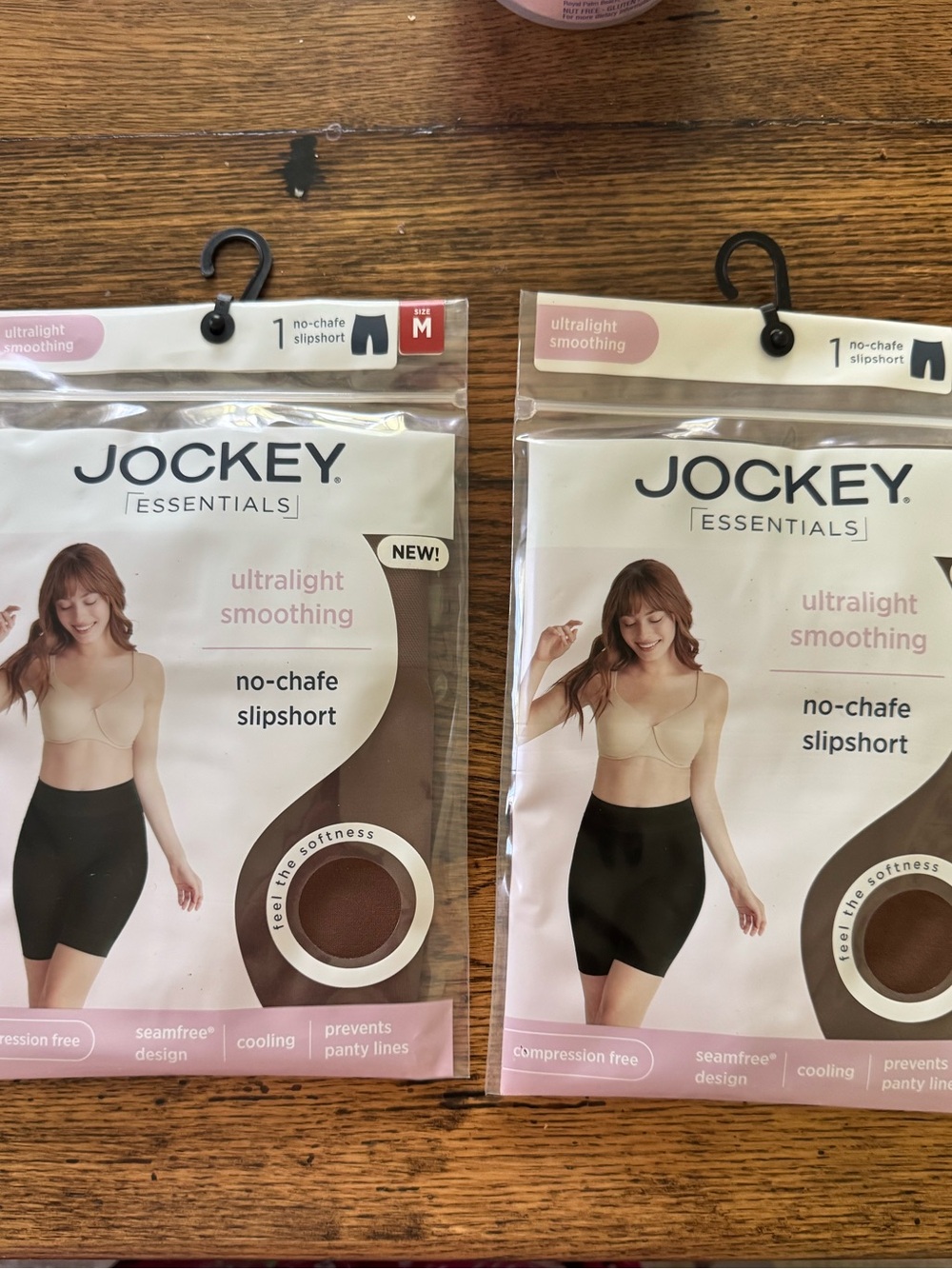 NIP Jockey® Essentials Women's Ultralight Smoothing No-Chafe Slipshort 2 PC - Picture 4 of 5